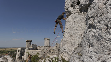 Ogrodzieniiec Castle, Podzamcze, Poland, Europe Alberto Campanile Hasselblad H3D  2015-08-19 13:09:34 Alberto Campanile f/9.5 1/750sec ISO-100 35mm