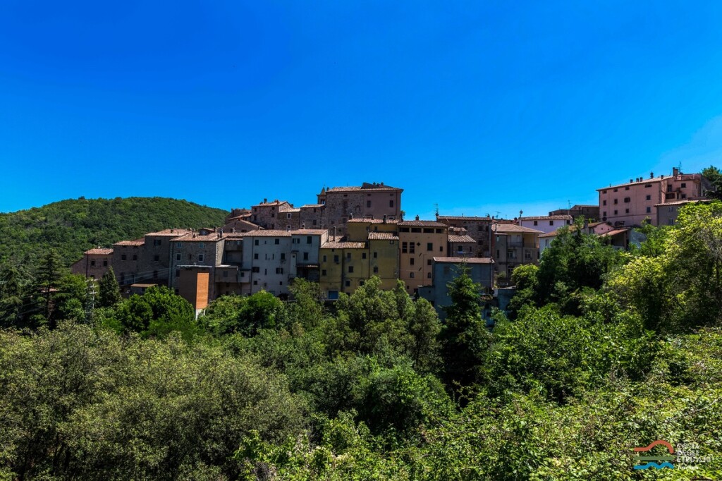 L'antico borgo di Sassetta  credits  Costa degli Etruschi