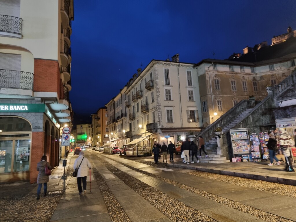 Varallo Valsesia, uno scorcio di Corso Umberto  credits Maurizia Ghisoni