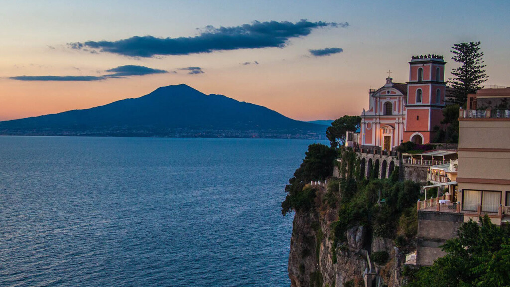 Penisola sorrentina, Vico Equense, Cattedrale della Santissima Annunziata